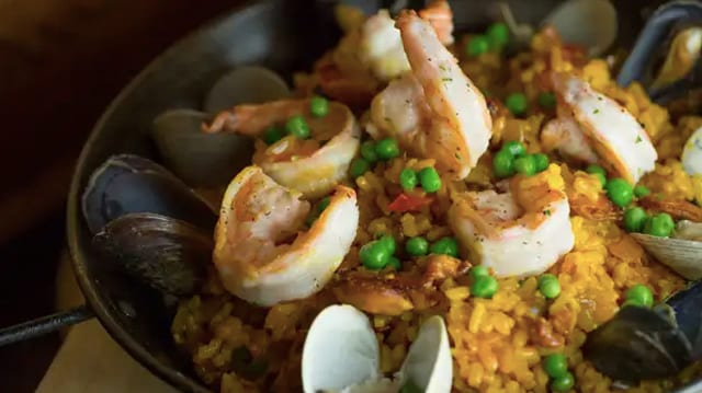 Classic Paella for 2.